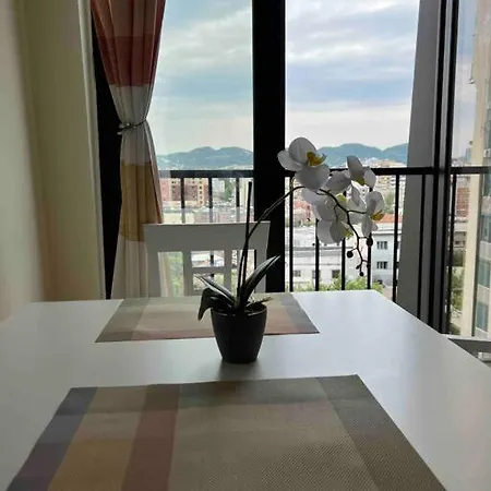 Double Room Central Apartment With Balcony Tirana Exterior photo